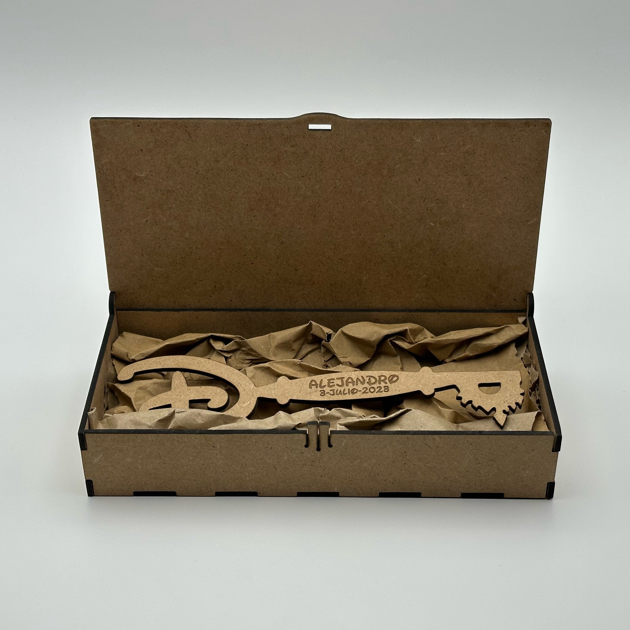 Llave invitacion Disney con caja
