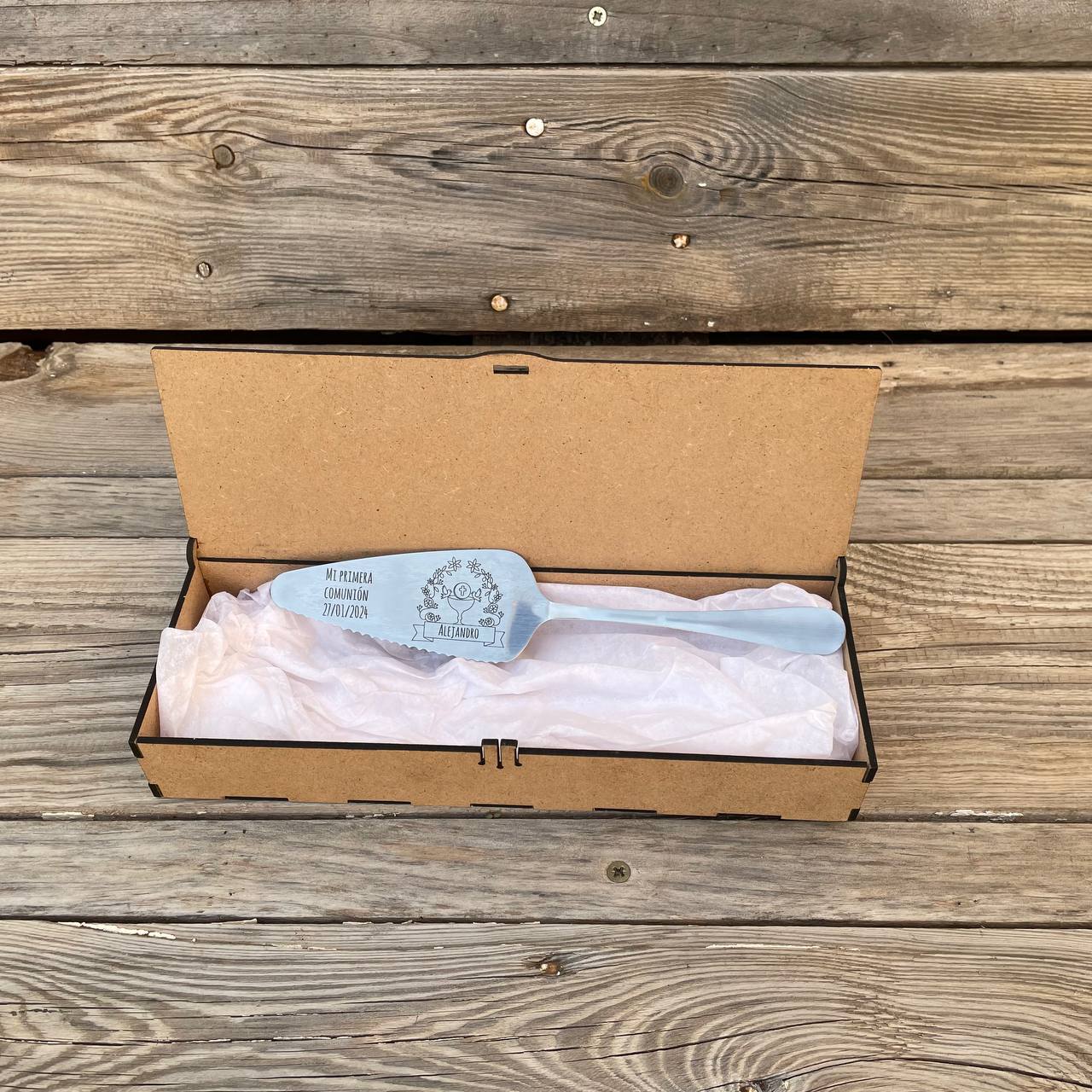 Pala de tarta con caja de madera