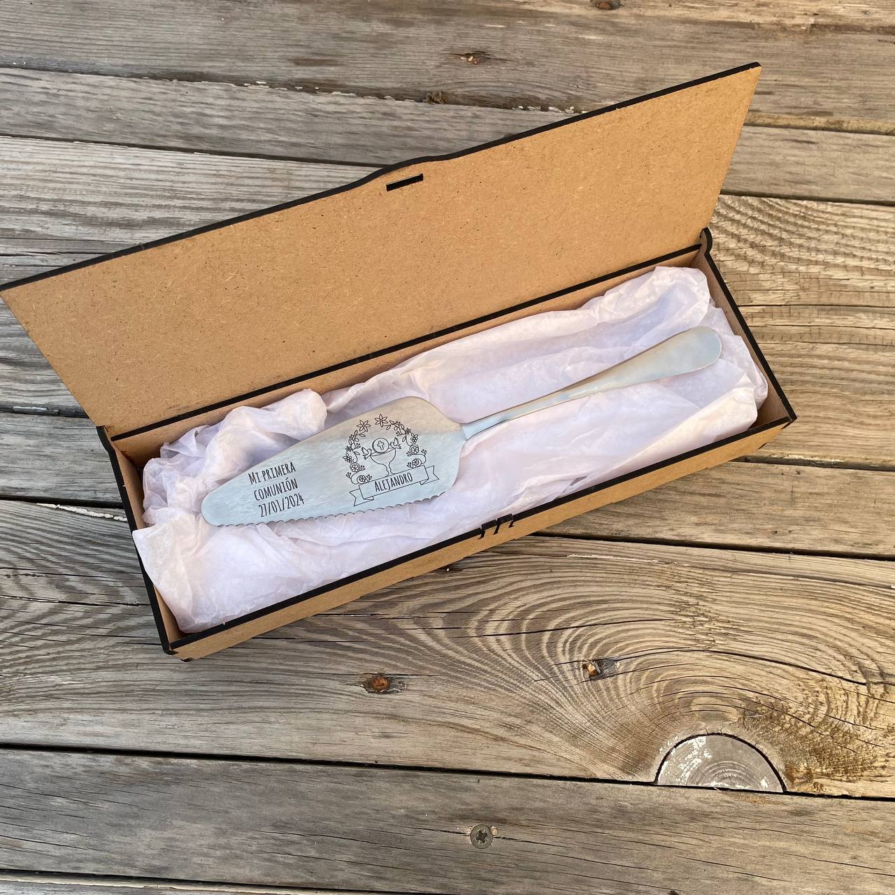 Pala de tarta con caja de madera