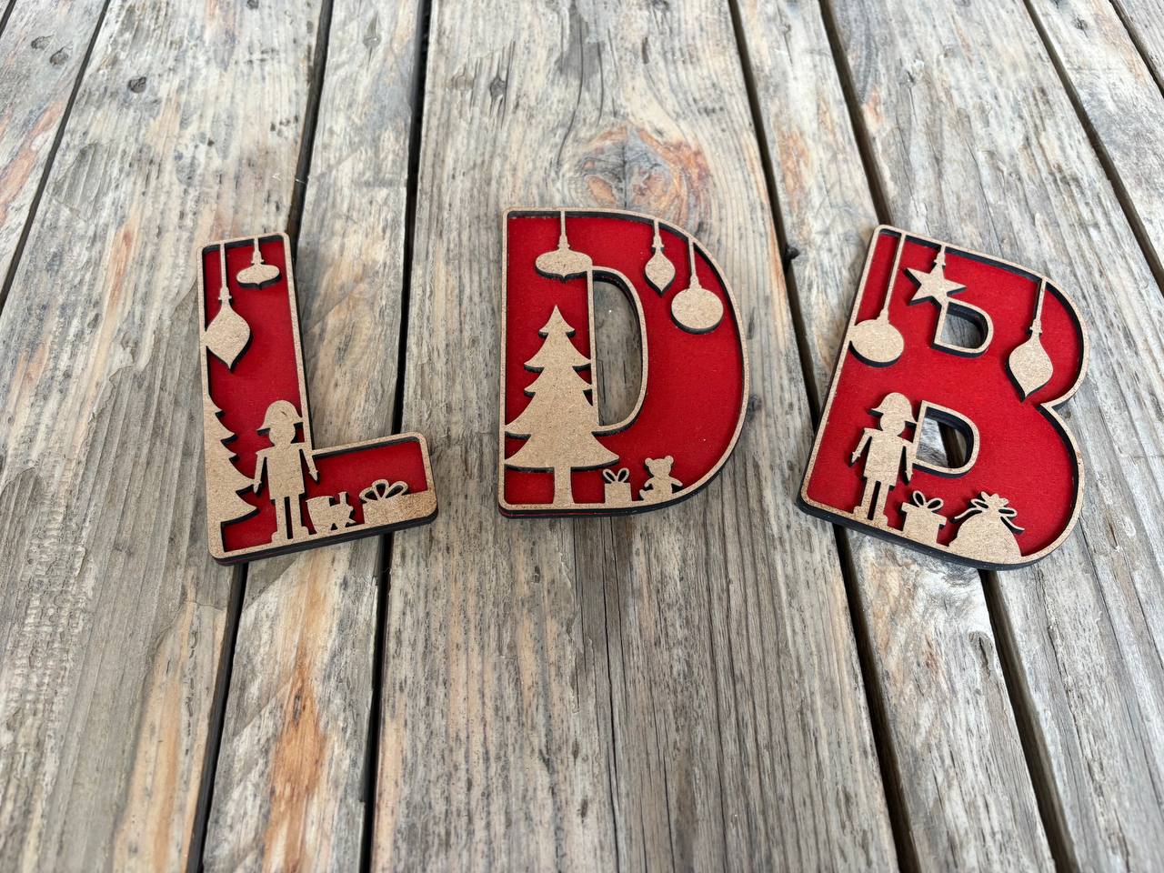 Iniciales navideñas