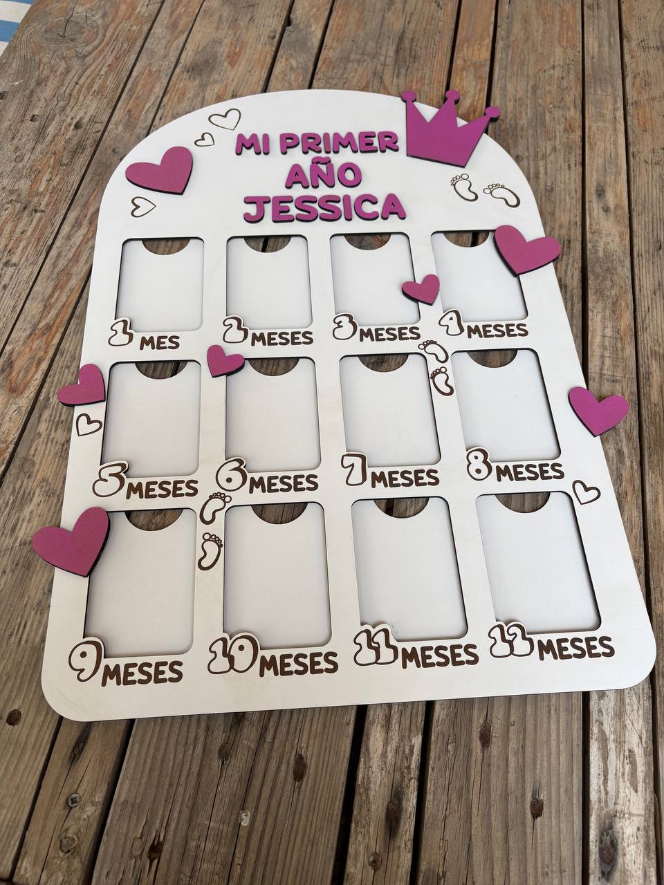 Mi Primer Año – Marco Personalizado para 12 Fotos